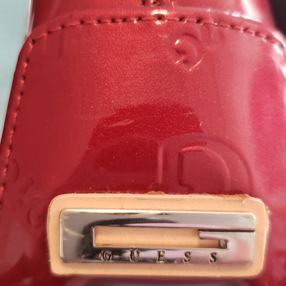 Guess Handbag - Picture 2 of 3